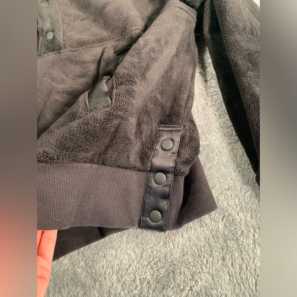 Athleta Fleece Pullover Black Medium - image 4
